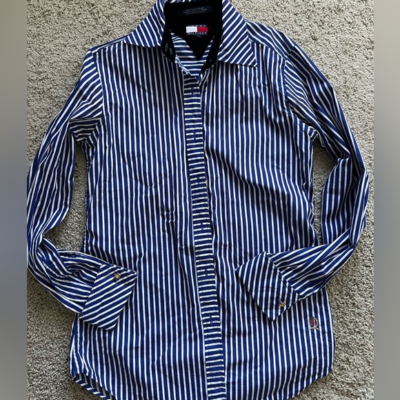 Tommy Hilfiger Women Size 4 Blue/white Striped Shirt Flip Cuff - Super Cute! - Picture 10 of 15